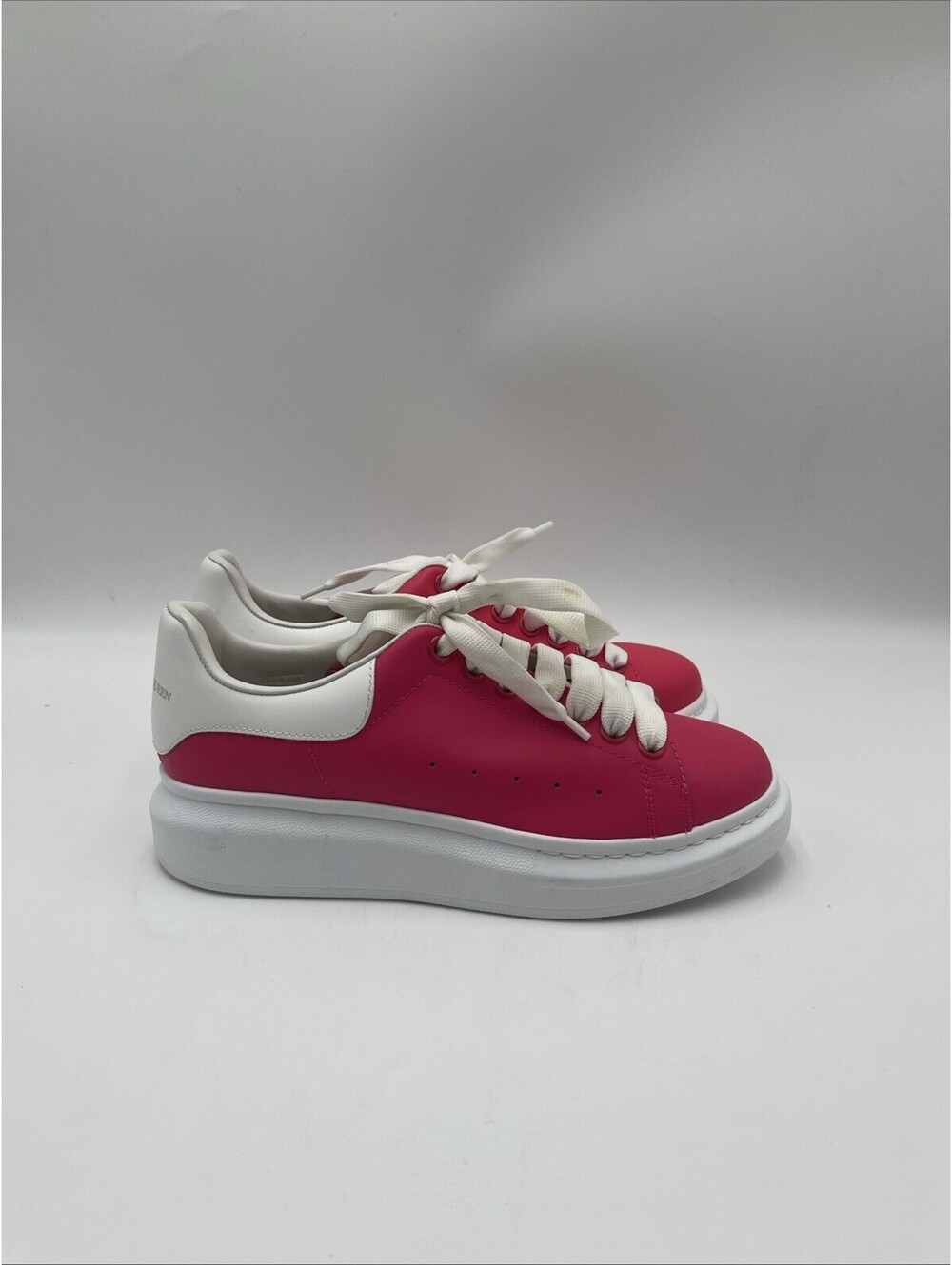 Women’s Alexander McQueen Oversized Sneakers Pink/White Size 38